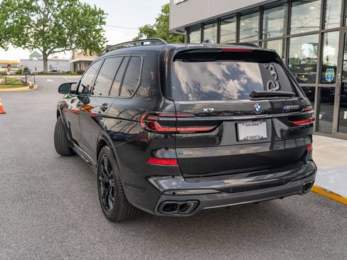 Used 2024 BMW X7 M60i w/ Executive Package AWD/4WD image 4