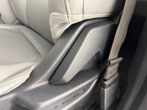 Used 2022 Ford F150 Lightning Pro AWD/4WD image 22