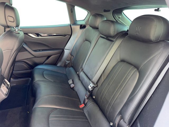 Used 2021 Maserati Levante S AWD/4WD image 10