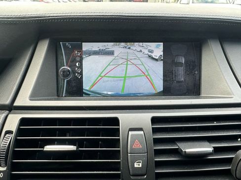 Used 2011 BMW X5 M image 13