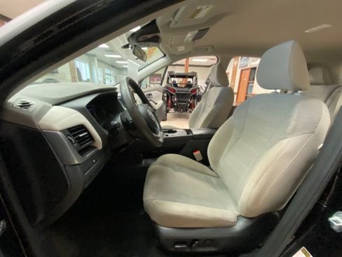 Used 2023 Nissan Rogue SV FWD image 18