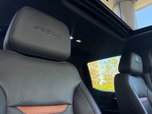 Used 2019 GMC Sierra 1500 AT4 image 16