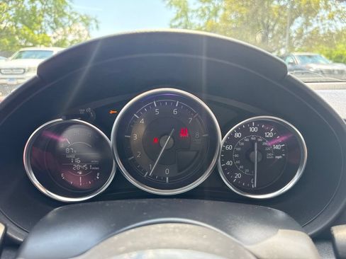 Used 2017 MAZDA MX-5 Miata Grand Touring RWD image 5