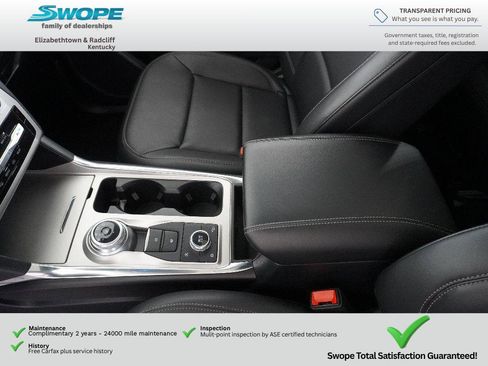 Used 2021 Ford Explorer XLT w/ Equipment Group 202A AWD/4WD image 25