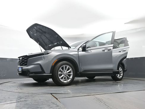 Used 2023 Honda CR-V EX image 42