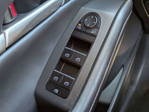 Certified 2022 MAZDA CX-30 AWD 2.5 S w/ Select Package image 22