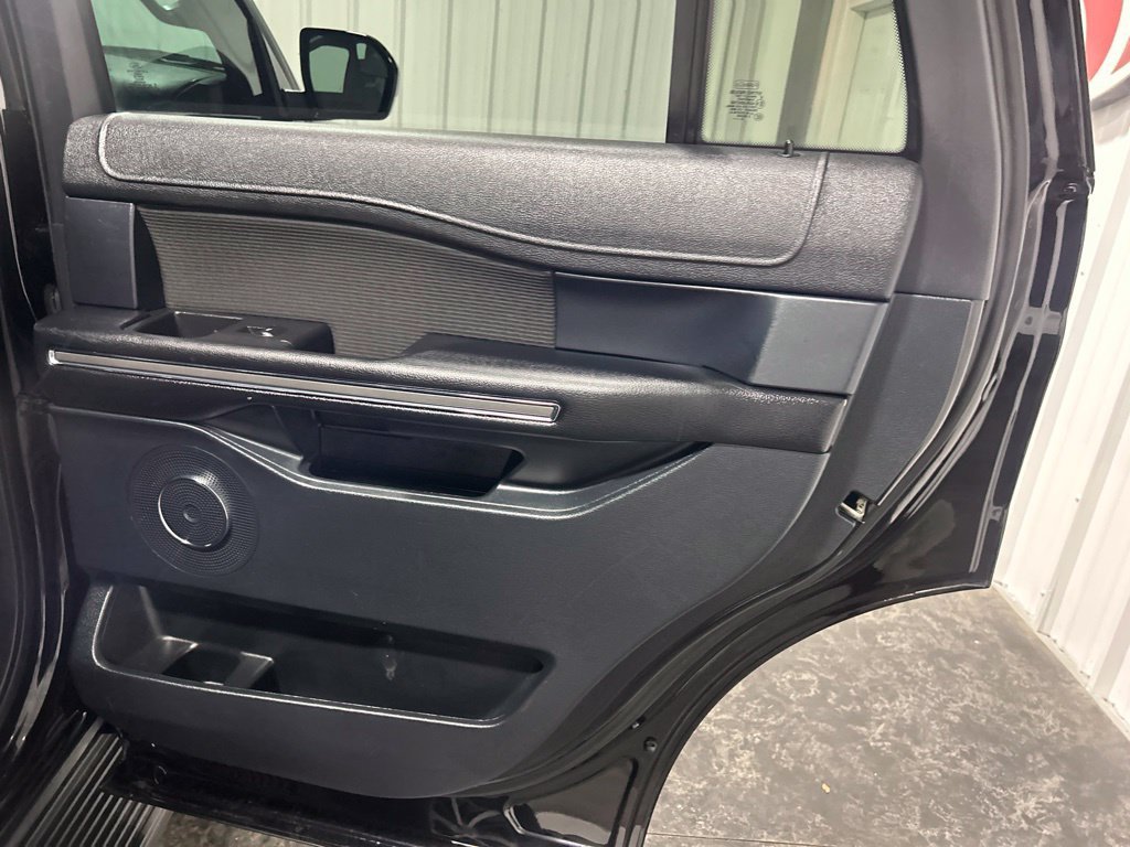 Used 2019 Ford Expedition XLT AWD/4WD image 20