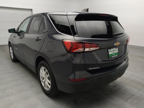 Used 2022 Chevrolet Equinox LS w/ LS Convenience Package FWD image 5