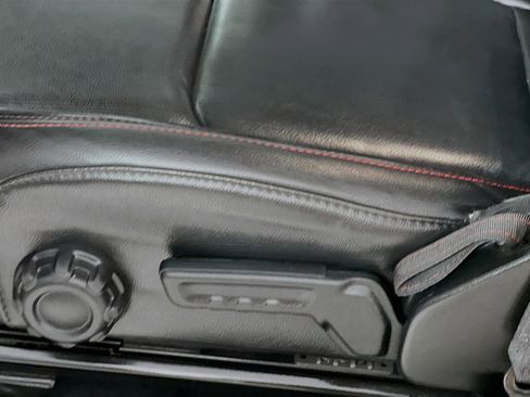 Used 2022 Jeep Gladiator Rubicon w/ LED Lighting Group image 16