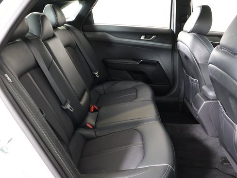 Used 2023 Kia K5 GT-Line image 36