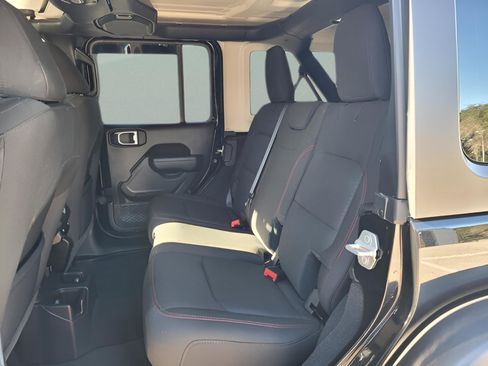 Used 2023 Jeep Wrangler Unlimited Rubicon w/ Cold Weather Group image 11