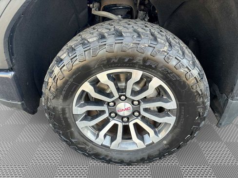 Certified 2023 GMC Sierra 1500 AT4 w/ AT4 Premium Package image 34