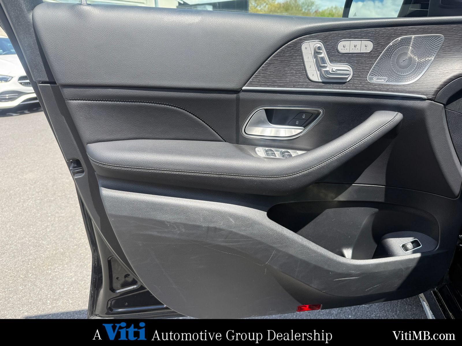 Certified 2025 Mercedes-Benz GLS 450 4MATIC image 16
