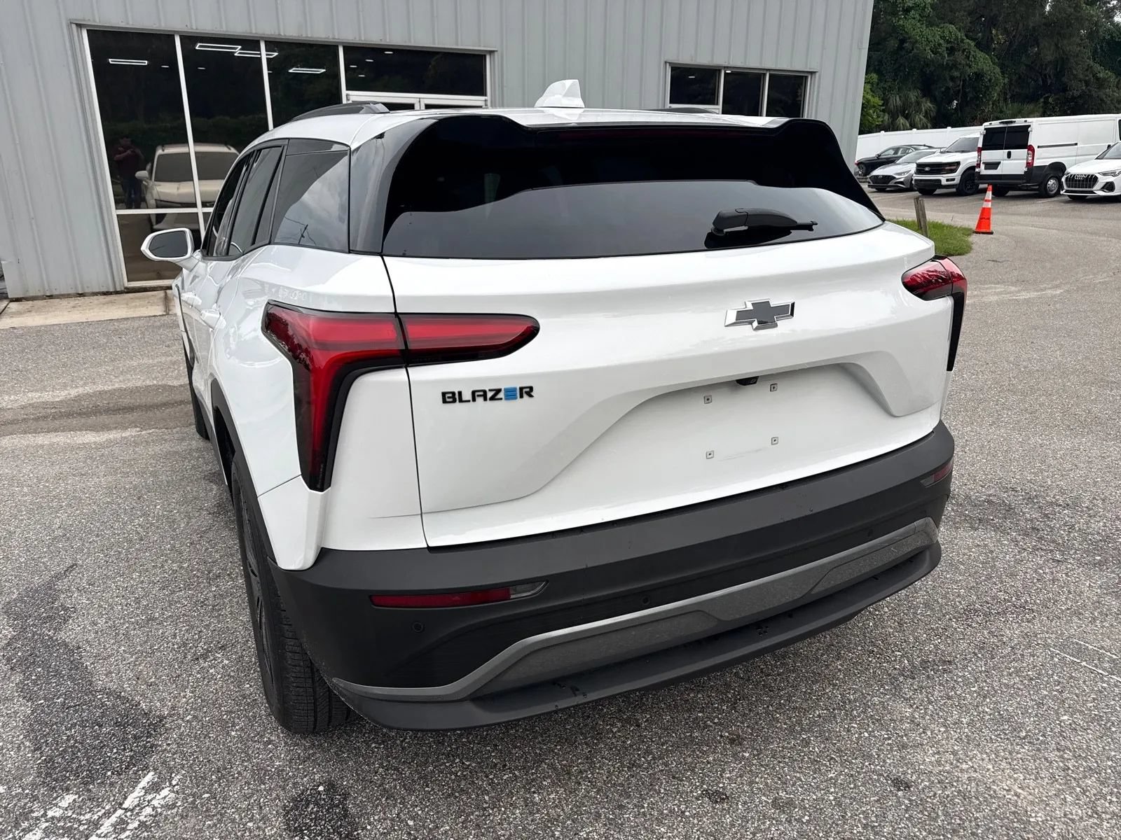 Used 2025 Chevrolet Blazer EV LT w/ Midnight/Sport Edition FWD image 10