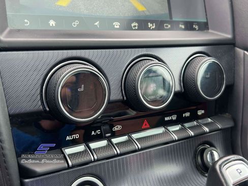 Used 2019 Jaguar F-TYPE R-Dynamic image 29