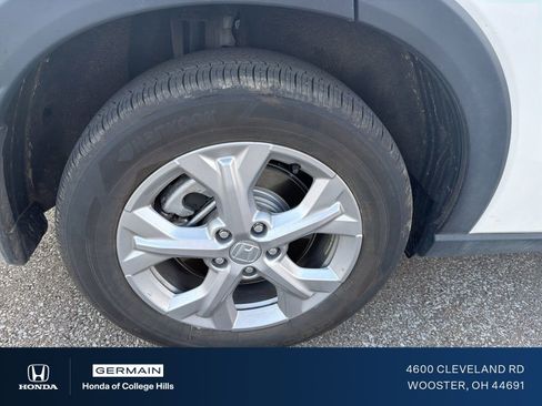 Used 2025 Honda HR-V LX image 5