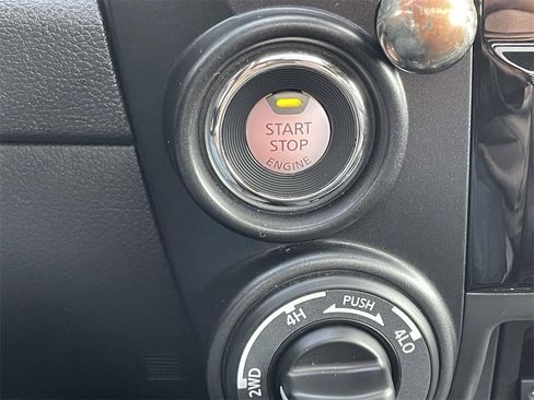 Used 2023 Nissan Titan PRO-4X w/ Pro-4x Convenience Package image 26