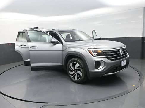New 2026 Volkswagen Atlas SEL AWD/4WD image 30
