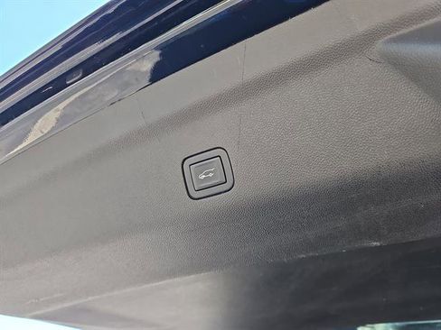 Used 2021 Cadillac Escalade Premium Luxury w/ Driver Assist Tech Package image 12