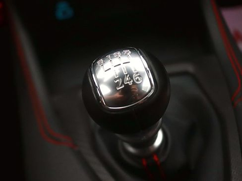 Used 2025 Ford Mustang GT Premium RWD image 26
