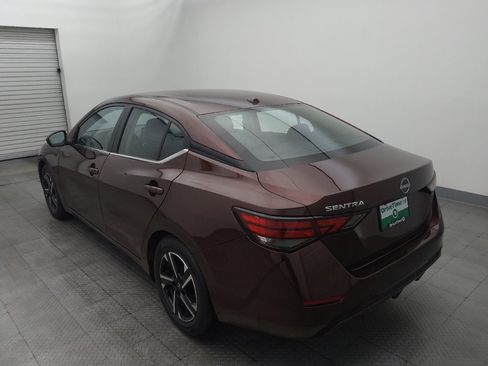 Used 2025 Nissan Sentra SV FWD image 5
