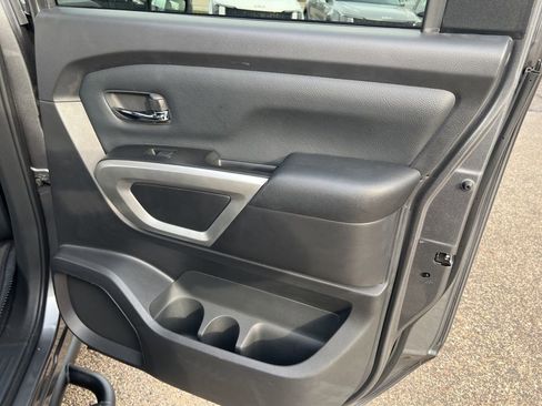 Certified 2024 Nissan Titan SV w/ SV Convenience Package image 15