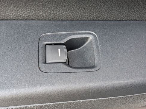 Used 2025 Honda CR-V Sport-L image 28