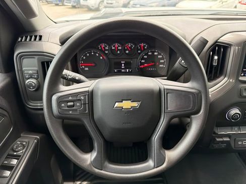 Used 2025 Chevrolet Silverado 2500 Custom RWD image 10