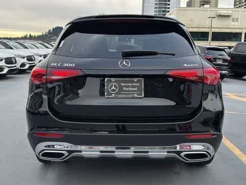 Used 2026 Mercedes-Benz GLC 300 4MATIC image 7
