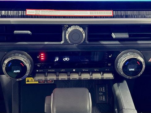 New 2026 Toyota 4Runner Platinum AWD/4WD image 14