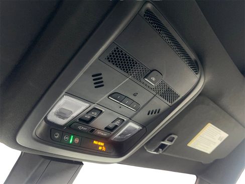 Used 2021 Cadillac XT6 Premium Luxury image 80