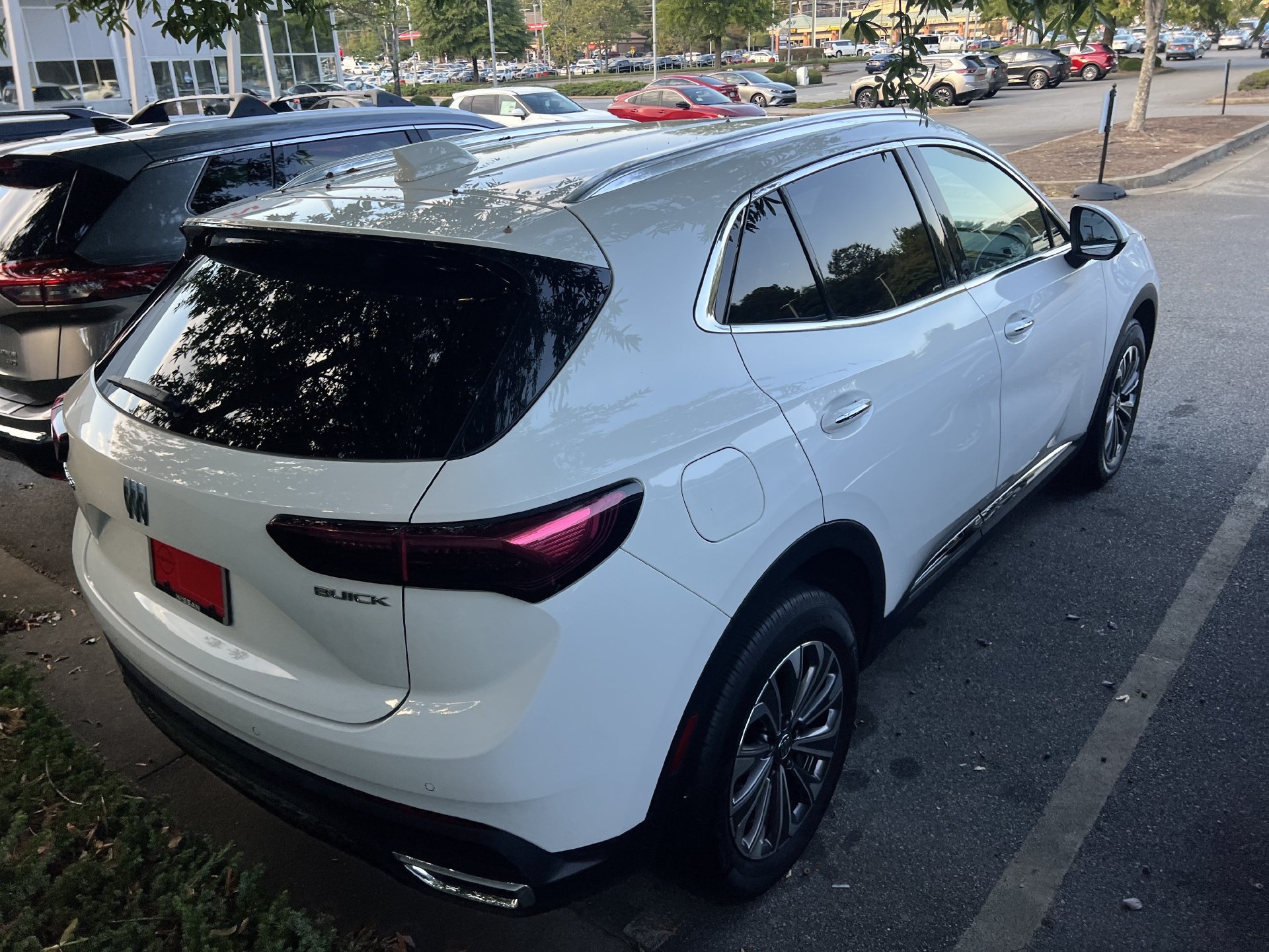Used 2024 Buick Envision Preferred AWD/4WD image 3