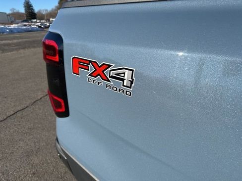 Used 2024 Ford Ranger Lariat w/ FX4 Off-Road Package image 9