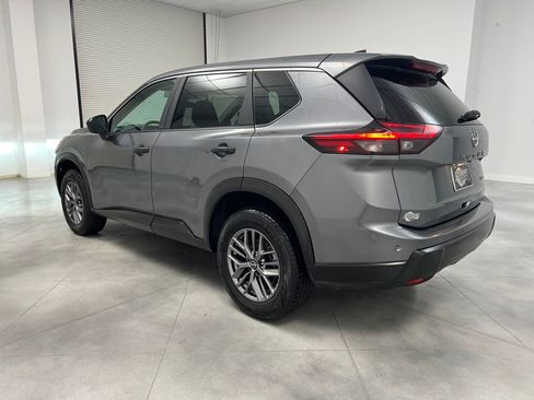 Used 2024 Nissan Rogue S image 5