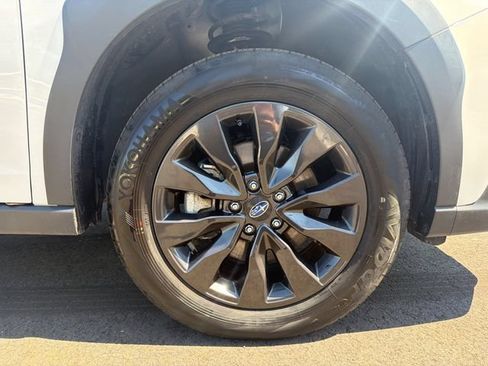 Used 2025 Subaru Outback Onyx Edition AWD/4WD image 12