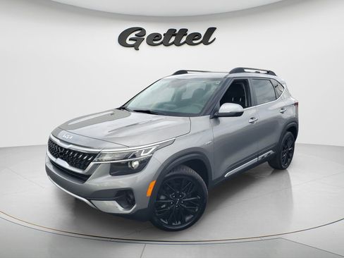 Used 2023 Kia Seltos Nightfall Edition AWD/4WD image 2