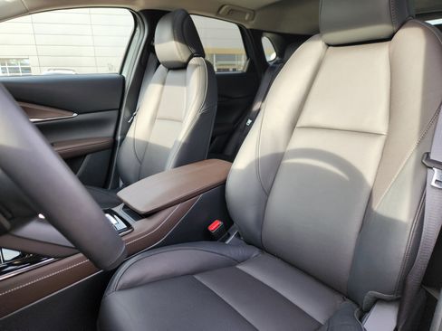 Certified 2025 MAZDA CX-30 2.5 Turbo w/ Premium Plus Pkg image 7