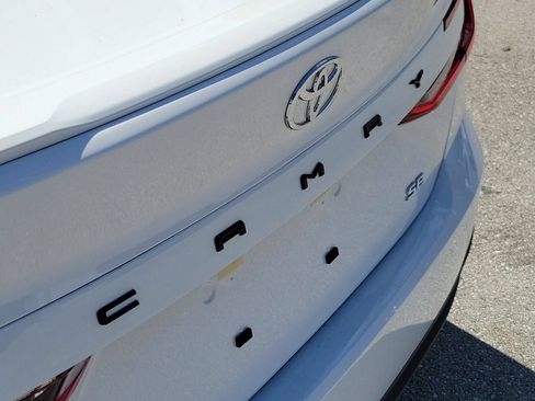 Used 2026 Toyota Camry SE FWD image 6