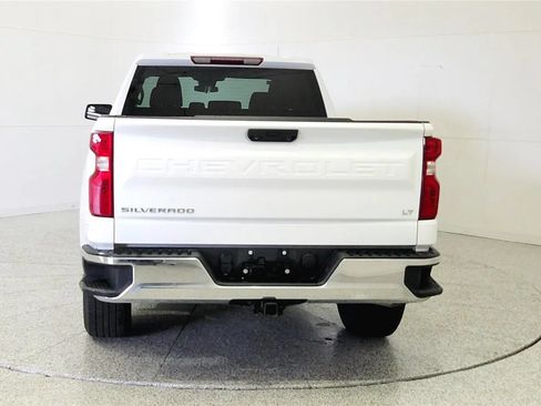 Used 2023 Chevrolet Silverado 1500 LT AWD/4WD image 7