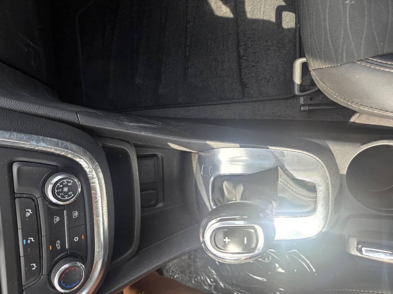 Used 2015 Buick Encore AWD image 53