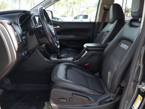 Used 2018 GMC Canyon All Terrain w/ All Terrain X Package image 20