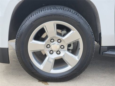 Used 2019 Chevrolet Tahoe LS image 10