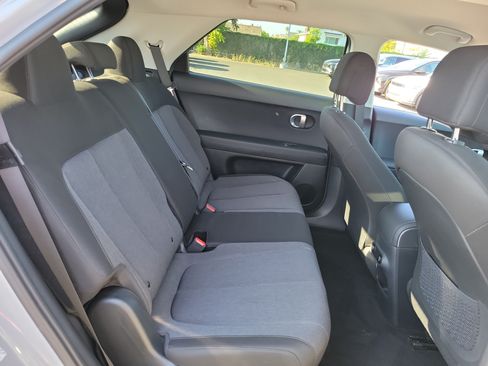 Used 2024 Hyundai Ioniq 5 SE RWD image 21