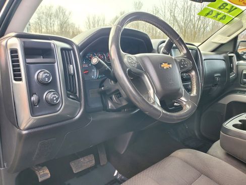 Used 2018 Chevrolet Silverado 1500 LT w/ All Star Edition image 9