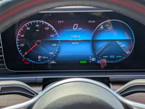 Used 2022 Mercedes-Benz GLS 450 4MATIC image 20