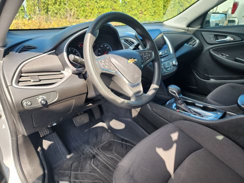 Used 2021 Chevrolet Malibu LS image 20