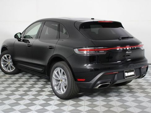New 2026 Porsche Macan image 3