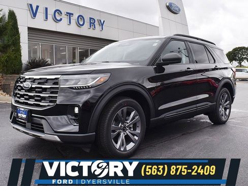 New 2026 Ford Explorer Active w/ Active Comfort Package image 1
