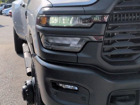 New 2026 RAM 3500 Tradesman AWD/4WD image 9