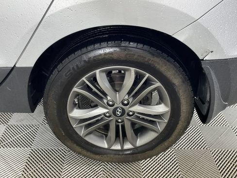 Used 2014 Hyundai Tucson SE AWD/4WD image 11